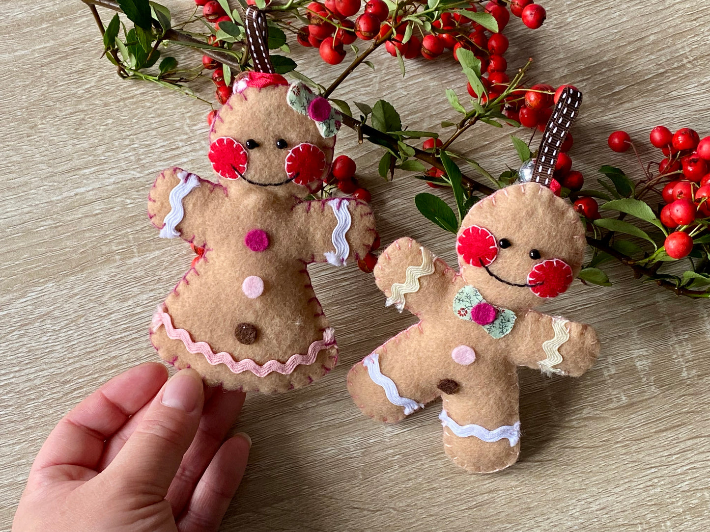 Make-Your-Own-Kit Gingerbread Cookie Felt