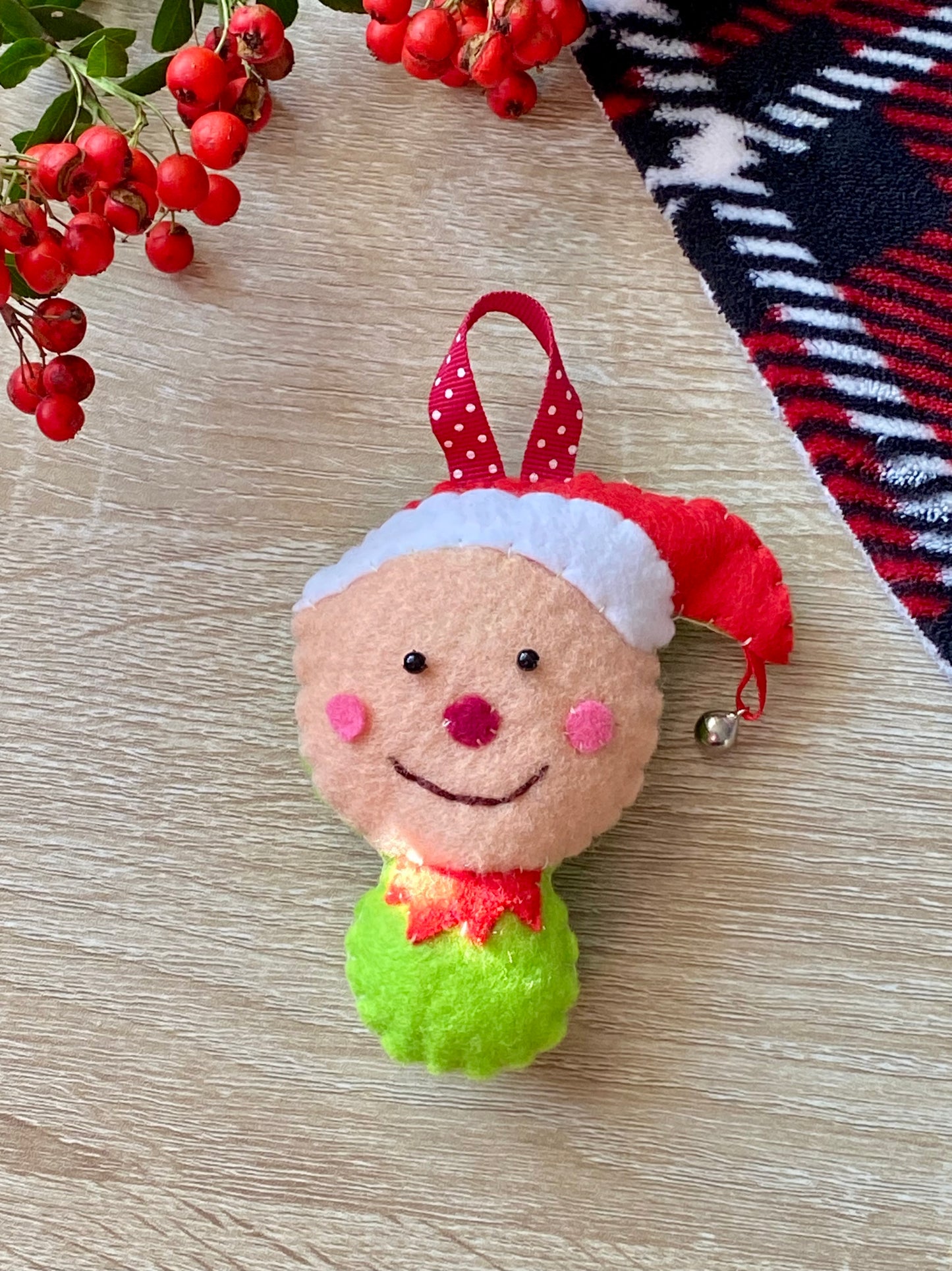 Make-Your-Own-Kit Christmas Gang Felt