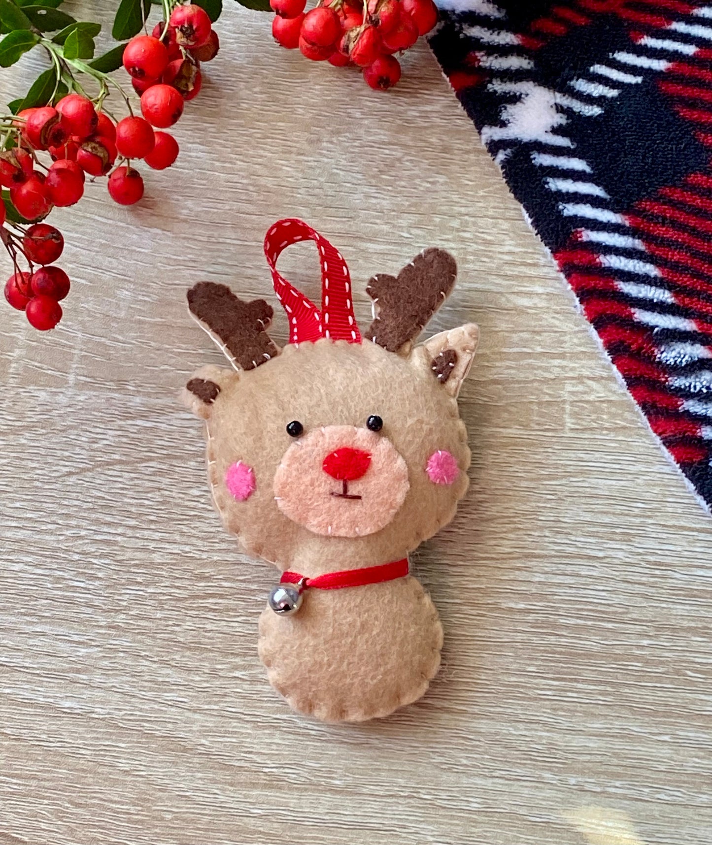 Make-Your-Own-Kit Christmas Gang Felt